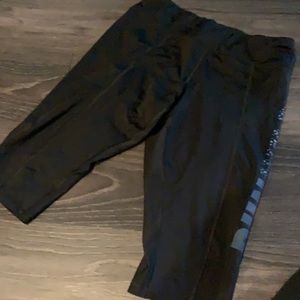 NIKE CROP RUNNING CAPRIS